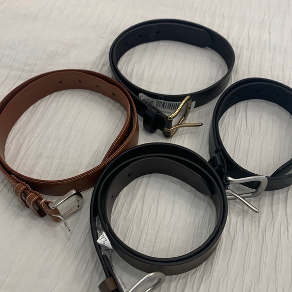 Set of 4 size small men’s belts - Picture 1 of 2